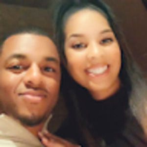 Meet your Posher, Adrianne